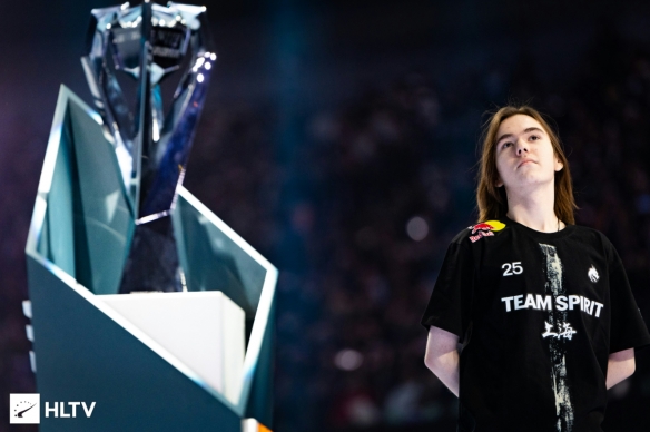 milkyway ：面对老东家RNG，我会尽全力跟他们打吧