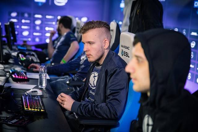 The MongolZ 击败 Team Spirit 成为 IEM 成都 2025 季后赛的最后一支队伍