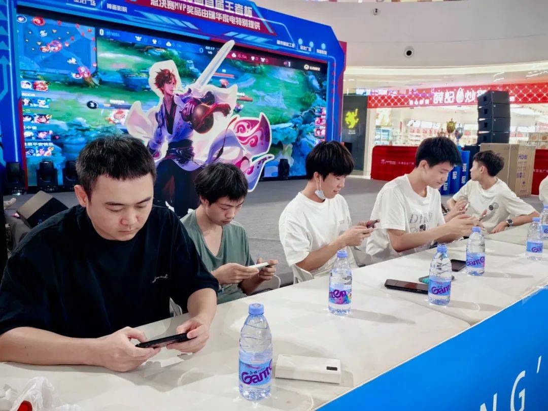 强势碾压！多人射击技能展现出西瓜找回状态，LVG毫不留情地赢得首局