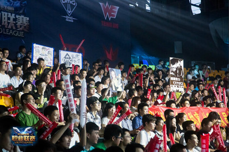 TES 2-1 FNC：上中下三路齐发力，TES轻取FNC挺进MSI八强